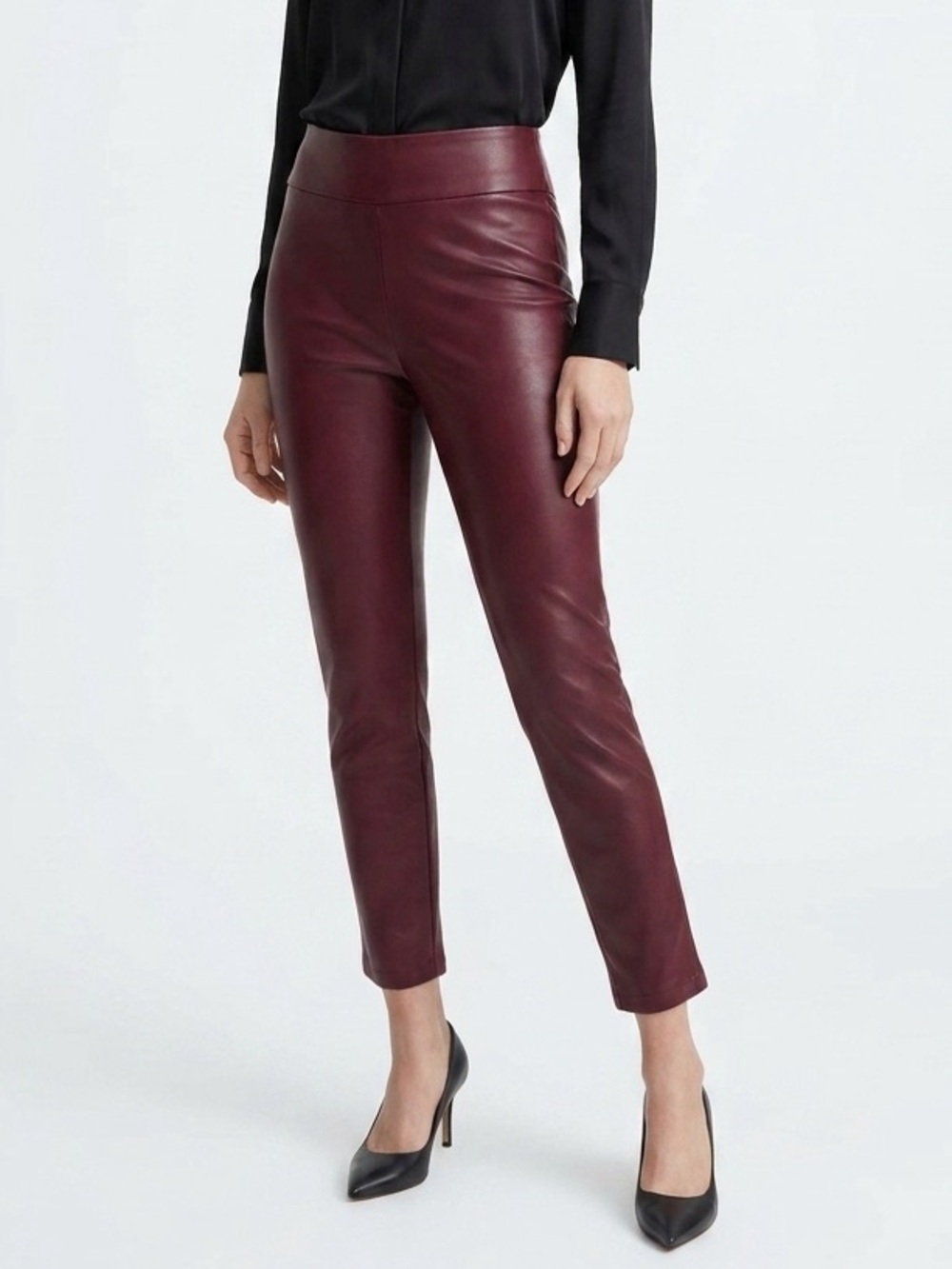 Francesca’s Alya Burgundy Faux Leather Ankle Pants NWT Size Medium